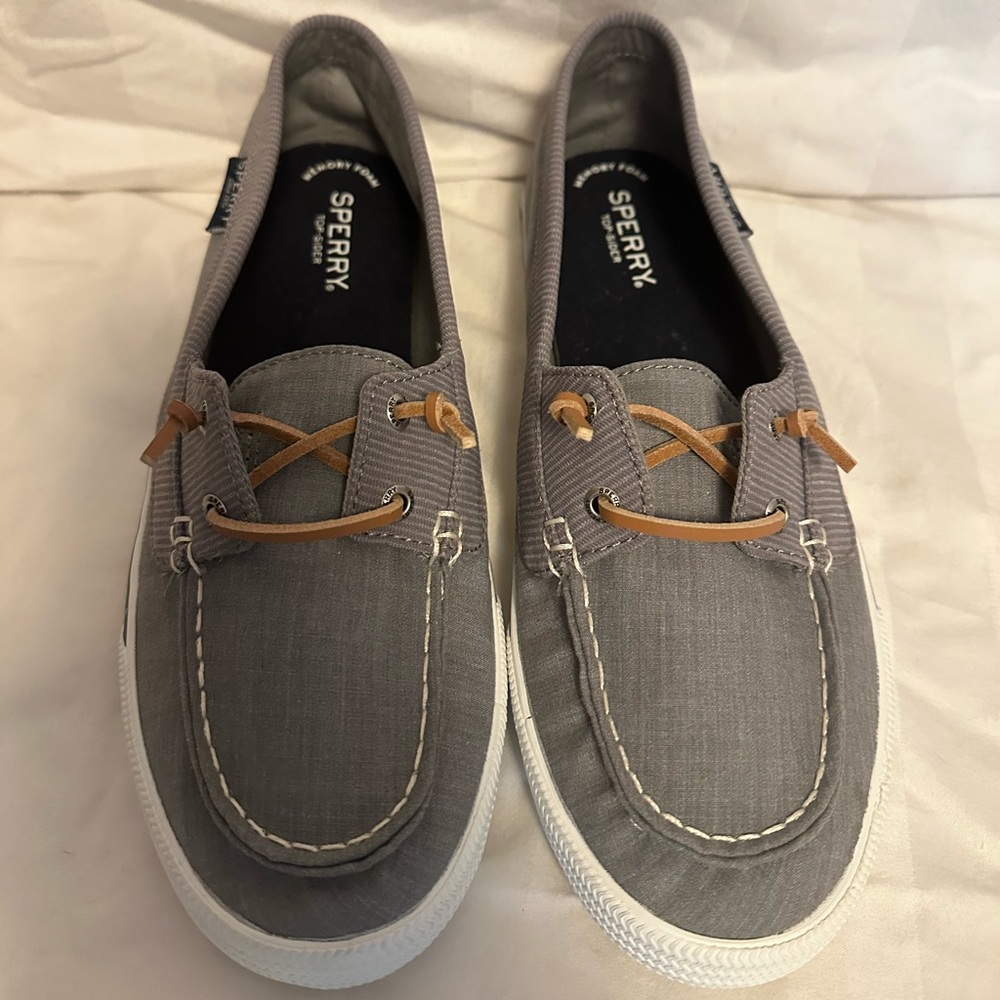 Sperry women's lounge away Grey sneakers  Size: 9.5 (STS80687)